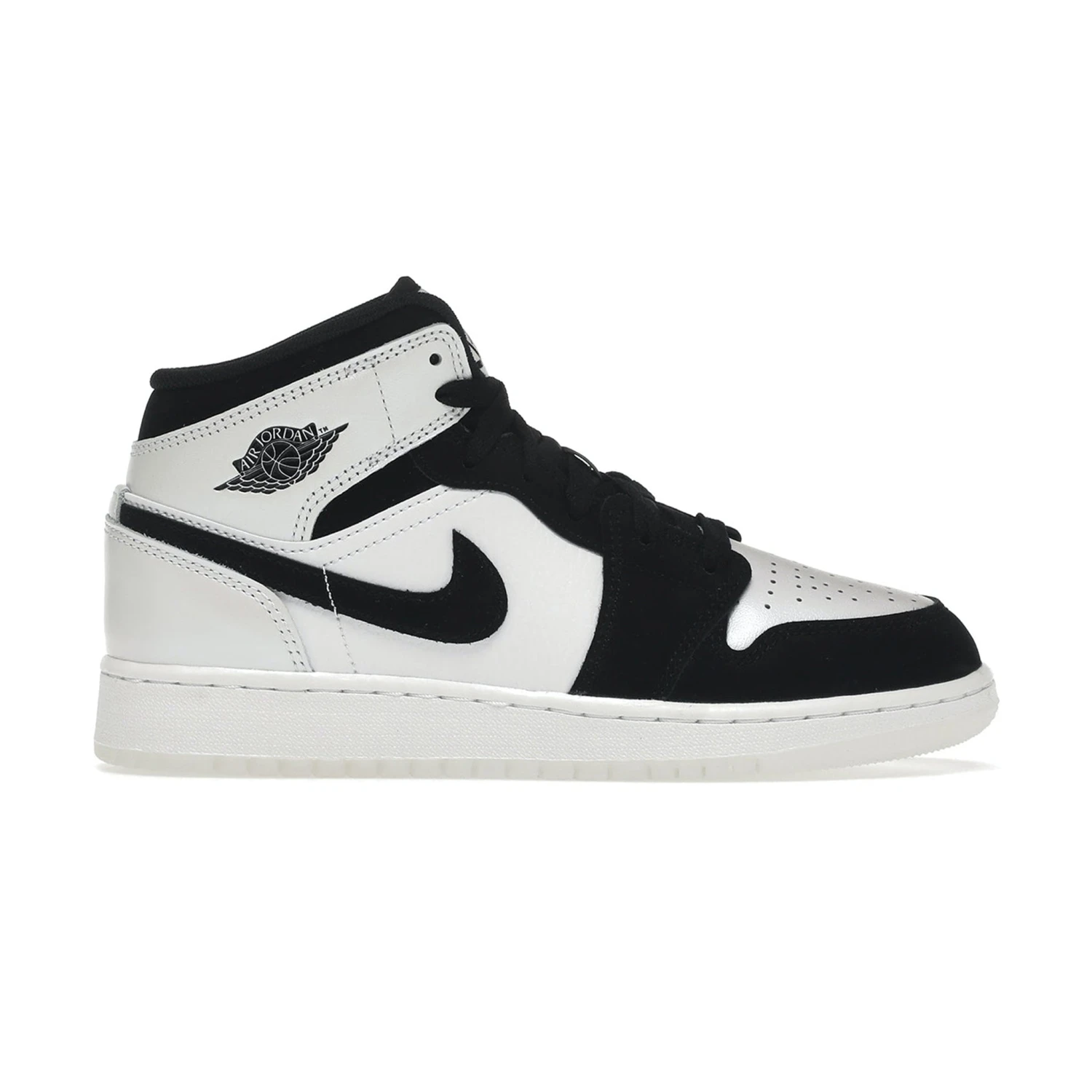 Air Jordan 1 Mid Diamond Shorts (GS) 1 Air Jordan 1 Mid Diamond Shorts (GS)