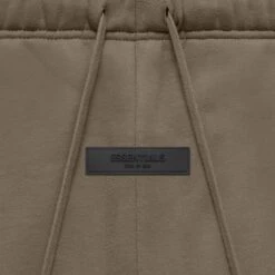 Fear Of God Essentials Wood Sweatpants (FW22) 7 Fear Of God Essentials Wood Sweatpants (FW22) -Creps Lockers Fear Of God Essentials Wood Sweatpants FW22 Crepslocker Badge
