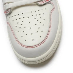 Preloved - Air Jordan 1 Retro High Phantom Gym Red 13 Preloved - Air Jordan 1 Retro High Phantom Gym Red -Creps Lockers Preloved Air Jordan 1 Retro High Phantom Gym Red Front Toe2