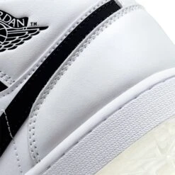 Air Jordan 1 Mid Diamond Shorts -Creps Lockers air jordan 1 mid diamond shorts dh6933 100 wings logo
