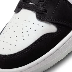 Air Jordan 1 Mid Diamond Shorts (GS) 13 Air Jordan 1 Mid Diamond Shorts (GS) -Creps Lockers air jordan 1 mid diamond shorts gs dn4321 100 top box