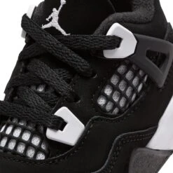 Air Jordan 4 Retro White Thunder (TD) -Creps Lockers air jordan 4 retro white thunder td fv4538 001 toe box