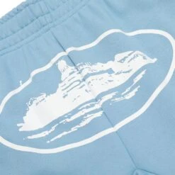 Corteiz Alcatraz Baby Blue Shorts -Creps Lockers corteiz alcatraz baby blue shorts front detail