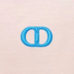 Dior CD Icon Relaxed Fit Cotton Pink T Shirt -Creps Lockers dior cd icon relaxed fit cotton pink t shirt 943j605f0554 c485 logo