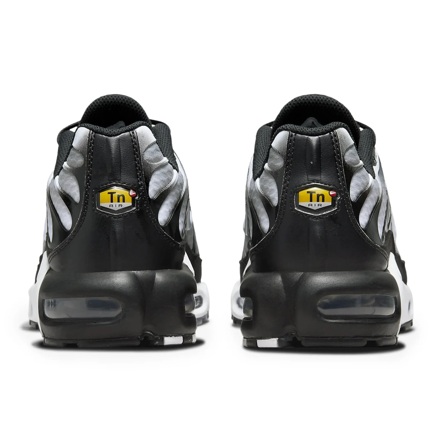 Nike TN Air Max Plus Black Metallic Silver 4 Nike TN Air Max Plus Black Metallic Silver - Image 4