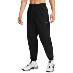 Nike Miler Repel Challenger Black Windbreaker & Pants -Creps Lockers nike challenger black pants model front fa87e580 a822 4f2f b389 c3e47e03e100