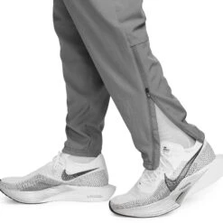 Nike Challenger Grey Pants -Creps Lockers nike challenger grey pants dd4895 084 model leg