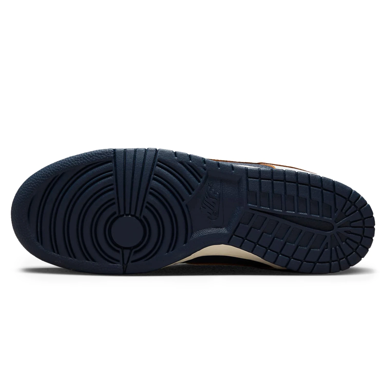 Nike X HUF SB Dunk Low New York City 5 Nike X HUF SB Dunk Low New York City - Image 5