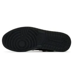 Preloved - Air Jordan 1 Retro High NRG Patent Gold Toe -Creps Lockers preloved air jordan 1 retro high nrg patent gold toe sole1