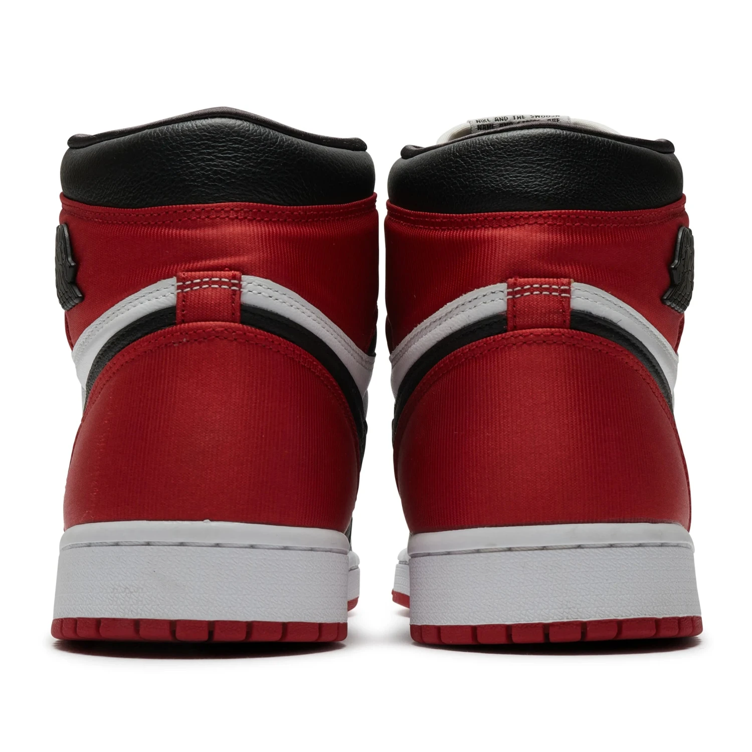 Preloved - Air Jordan 1 Retro High Satin Black Toe (W) 3 Preloved - Air Jordan 1 Retro High Satin Black Toe (W) - Image 3