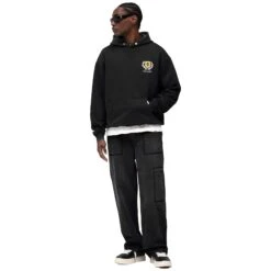 Represent Crest Black Hoodie -Creps Lockers represent crest black hoodie mlm41067 06 model full