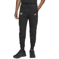 Syna World X Nike Central Cee Tech Fleece Black Tracksuit -Creps Lockers syna world x nike central cee tech fleece black sweatpants hq3749 010 model front set