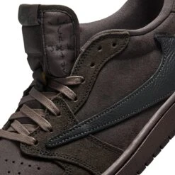 Travis Scott X Air Jordan 1 Low OG SP Velvet Brown 19 Travis Scott X Air Jordan 1 Low OG SP Velvet Brown -Creps Lockers travis scott x air jordan 1 low og sp velvet brown dm7866 202 tongue