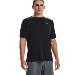 Under Armour UA Black T Shirt & Shorts -Creps Lockers under armour ua tech 2.0 black t shirt 1326413 model front 1