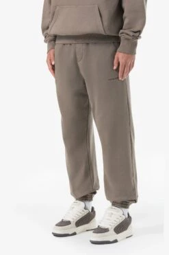 Logo Heavy Sweat Jogger Vintage Dust Brown -Creps Lockers 24055 PEGADOR Q4 Drop 1353