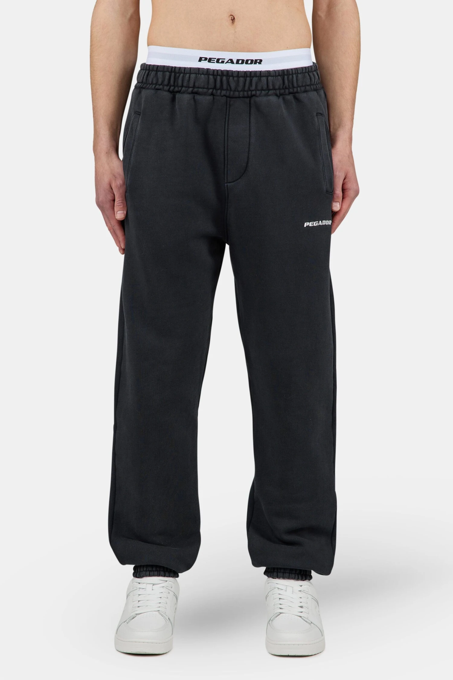 Logo Heavy Sweat Jogger Vintage Black White 1 Logo Heavy Sweat Jogger Vintage Black White