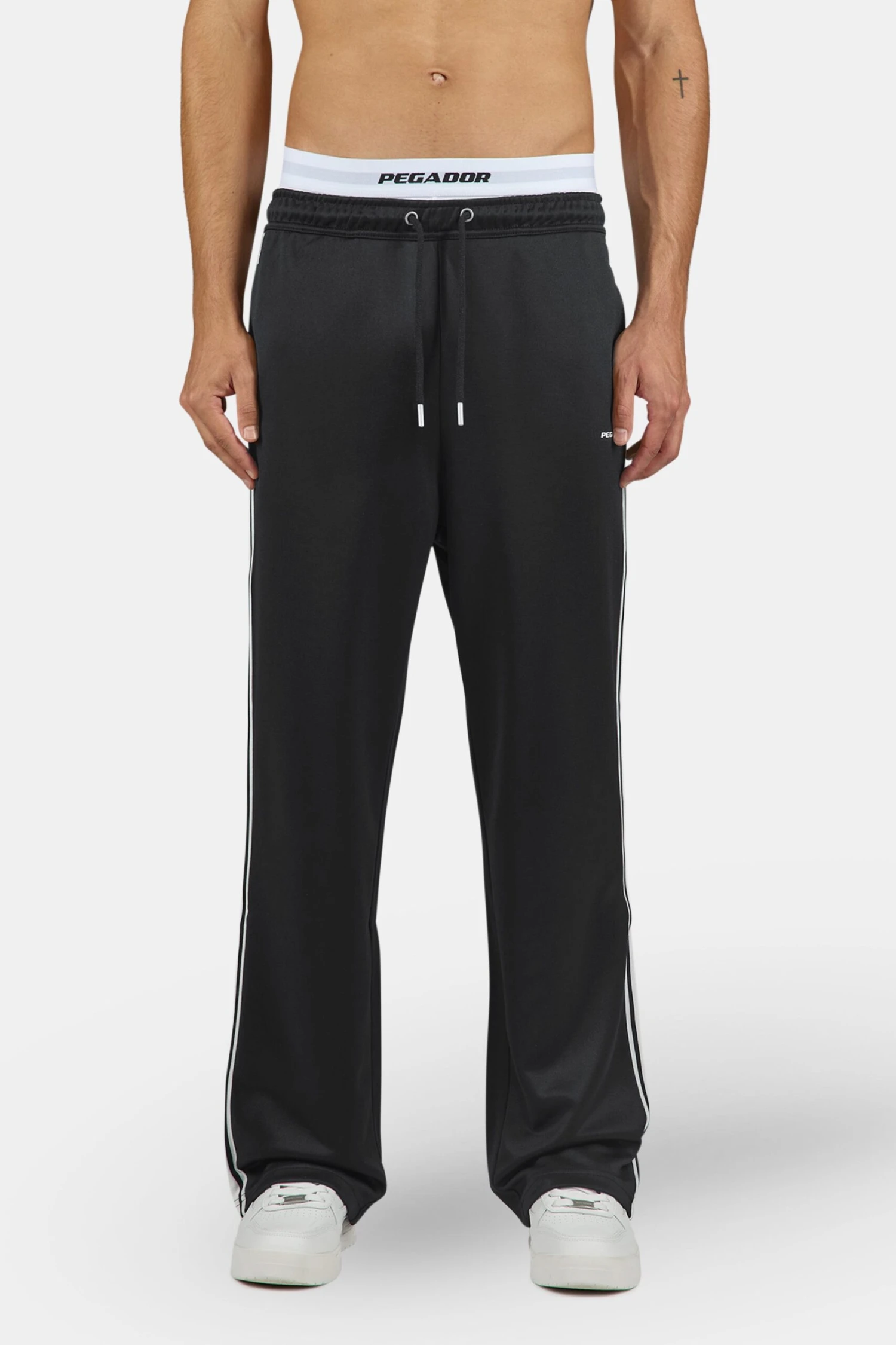 Viro Wide Track Pants Black 3 Viro Wide Track Pants Black - Image 3
