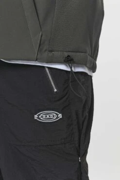 Cassidy Wide Tech Pants Onyx Black 10 Cassidy Wide Tech Pants Onyx Black -Creps Lockers PGDR BUILD TO LAST E COMMERCE MENS 211301 65e3f153 8c0b 4d65 982f f264b664bf57