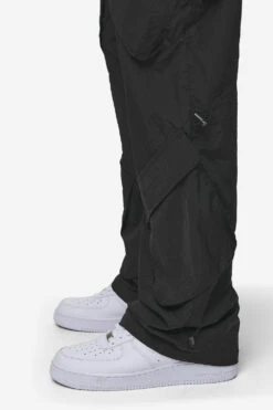 Varick Wide Tech Cargo Pants Black 11 Varick Wide Tech Cargo Pants Black -Creps Lockers PGDR MOST ALIVE ECOMMERCE MENS DAY 253673