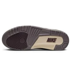 A Ma Maniére X Air Jordan 3 Retro Black Violet Ore (W) -Creps Lockers a ma mani re x air jordan 3 retro black violet ore w fz4811 001 sole