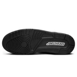 Air Jordan 3 Retro Black Cat (2025) -Creps Lockers air jordan 3 retro black cat 2025 ct8532 001 sole