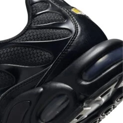 Nike TN Air Max Plus Triple Black 13 Nike TN Air Max Plus Triple Black -Creps Lockers nike tn air max plus triple black 604133 050 heel